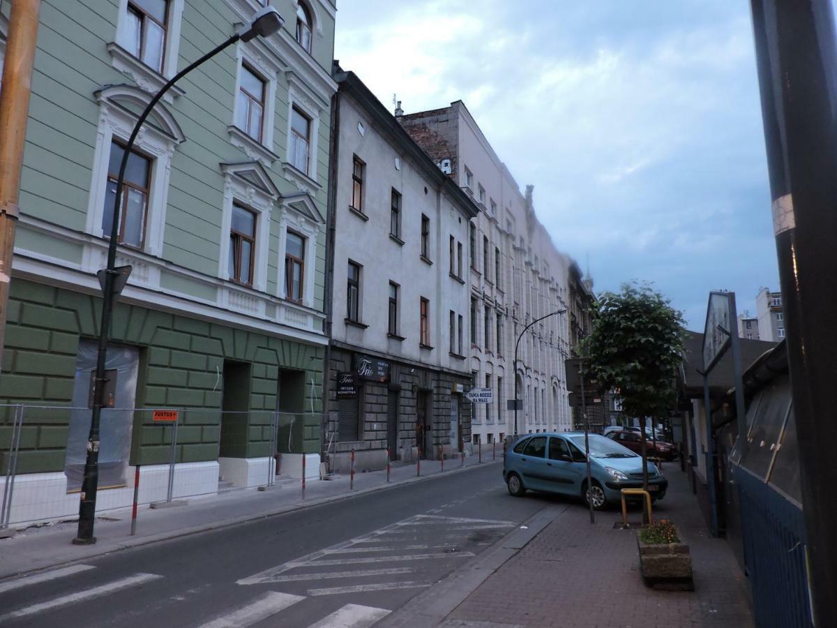 Hostel Centrum Sabot Красков Екстериор снимка